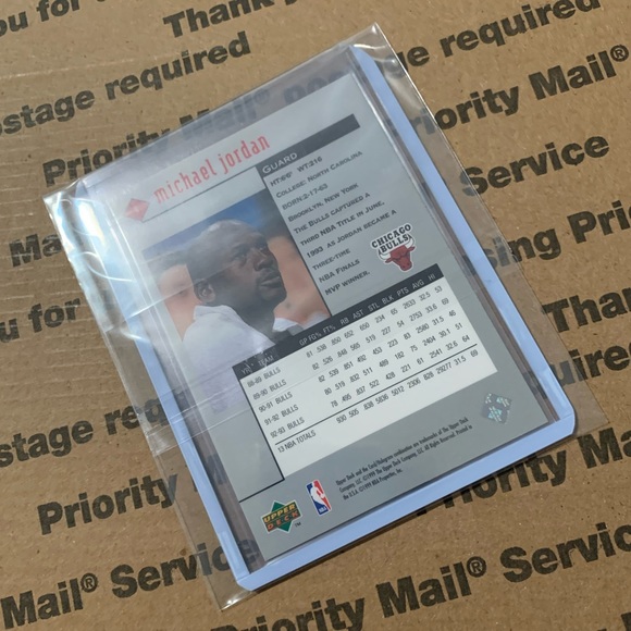 Michael Jordan ‘99 Upper Deck Black Diamond Card - Picture 5 of 6